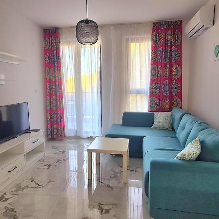 Dolphin Beach Apart Obzor Exteriér fotografie