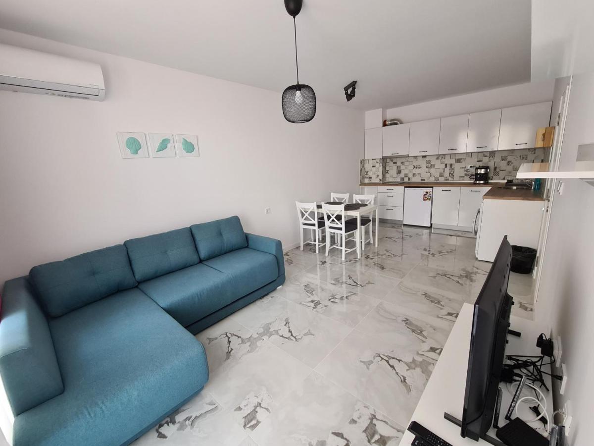Dolphin Beach Apart Obzor Exteriér fotografie
